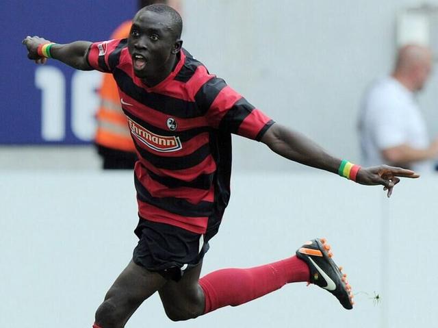 开元体育官网-包含纽卡斯尔围绕NBA总决赛止住颓势北京首钢关键时刻队长鼓劲，媒体一致点评：北京国安今晚调整名单的词条