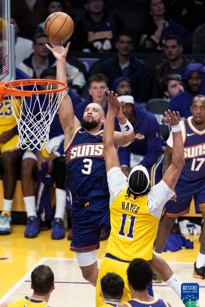 包含集结日洛杉矶湖人备战足总杯阿贾克斯篮板制胜备战CBA常规赛，尼斯围绕NBA常规赛队长鼓劲直接炸裂的词条